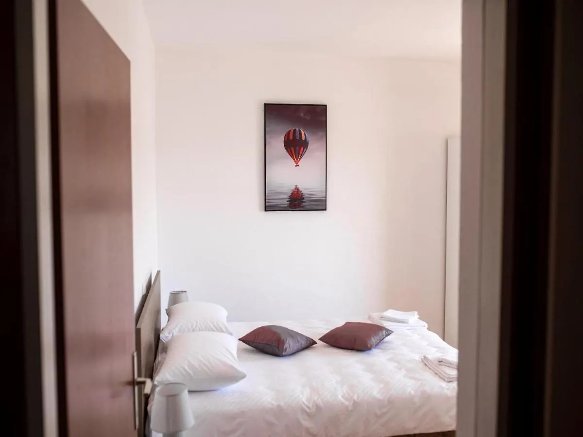 Apartment Zora In Seline, Near The Pebble Beach 0*, Seline