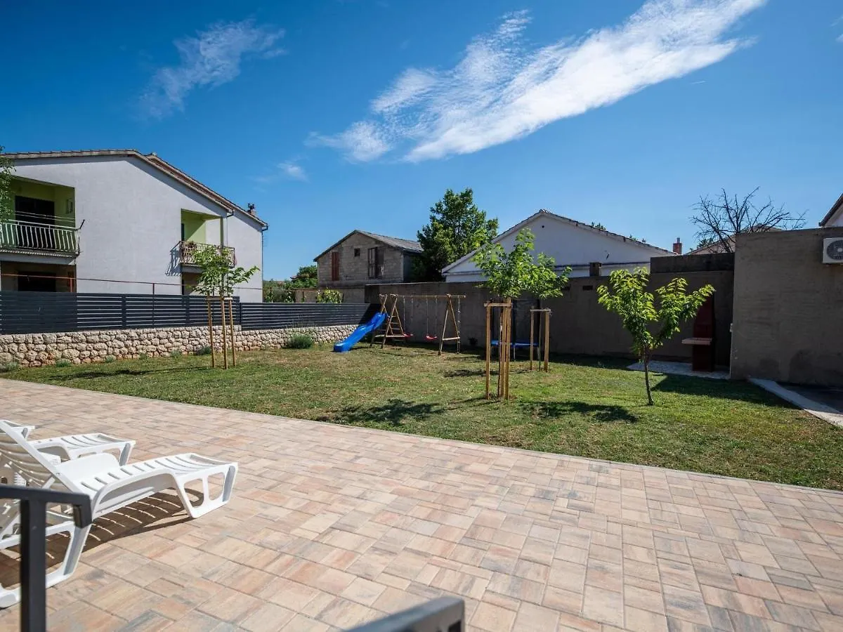 Apartment Zora In Seline, Near The Pebble Beach 0*, Seline Croatia