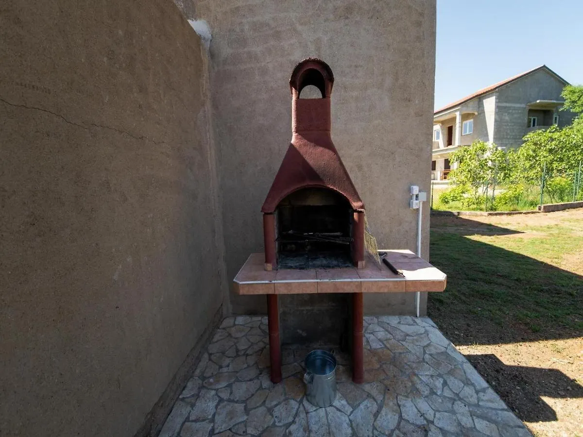 Apartment Zora In Seline, Near The Pebble Beach Croatia